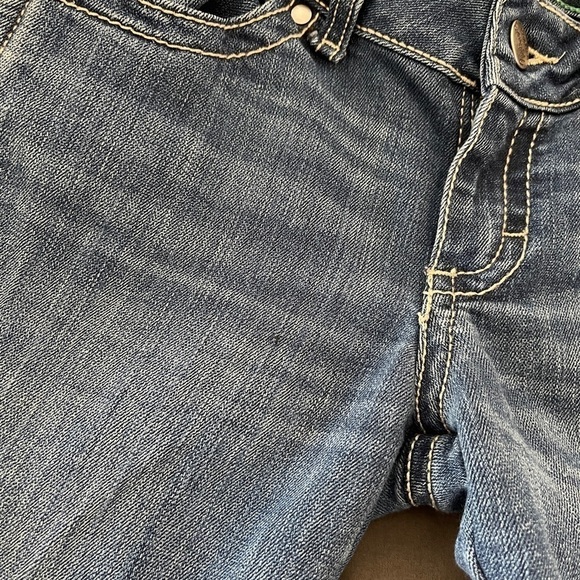 Wrangler Rhinestone Pocket Low Rise Boot Cut Jeans - Picture 8 of 11